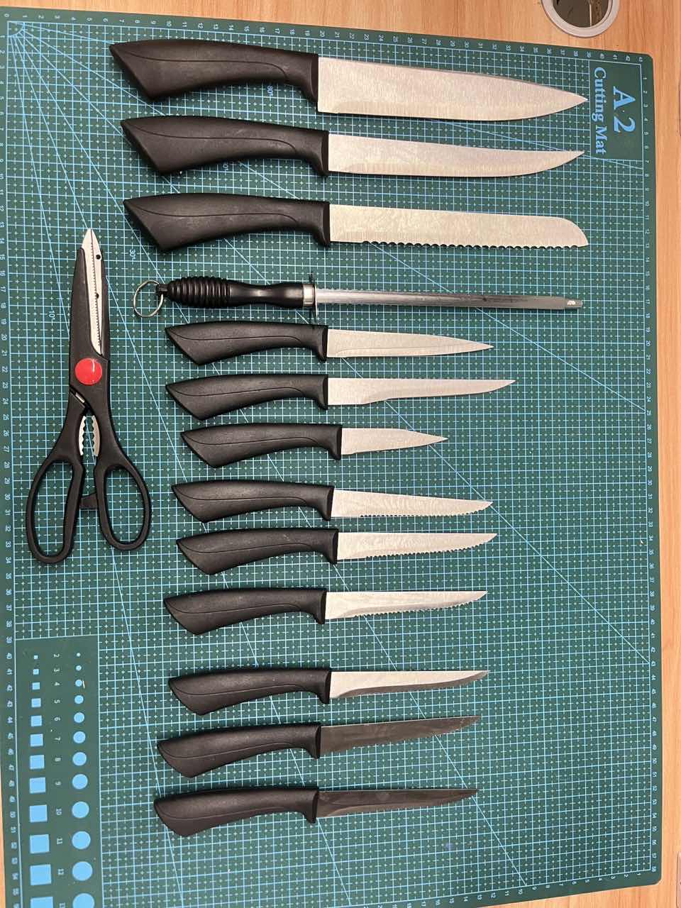 15 Piece Premium Knife Set With Wooden Block Stainless Steel Knives With Ergonomic Handle, Stylish Wooden Block