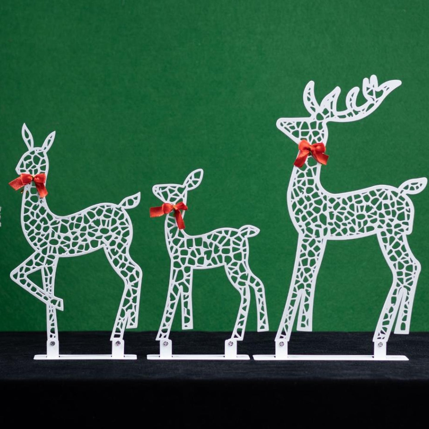 3pcs Christmas Decoration Deer Home Warm White Light Iron LED Reindeer Family Set Tabletop Decor for Outdoor Indoor